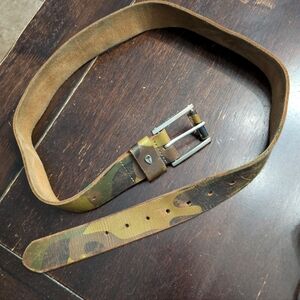 Nixon belt, comoflash in good shape size M